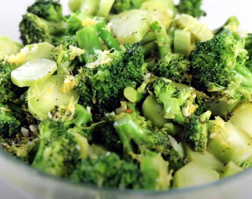 Ready to serve Texas Roadhouse Steamed Broccoli Recipe 