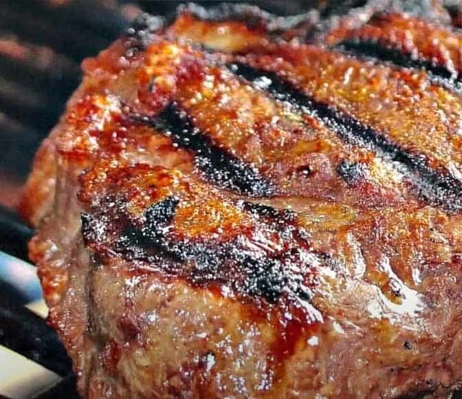 Airtight container filled with Copycat Texas Roadhouse Steak Rub 