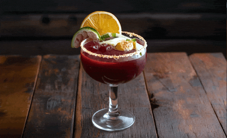 Copycat Texas Roadhouse Sangria Margarita Recipe – Perfect Summer Cocktail