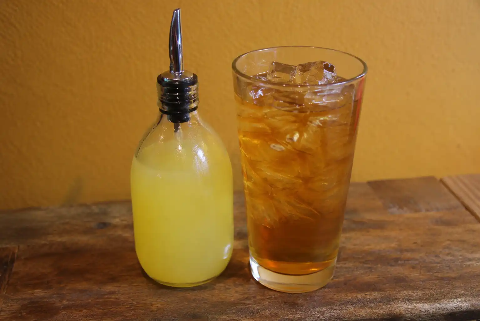Texas Roadhouse Southern Whiskey Long Island Iced Tea Recipe (Copycat)